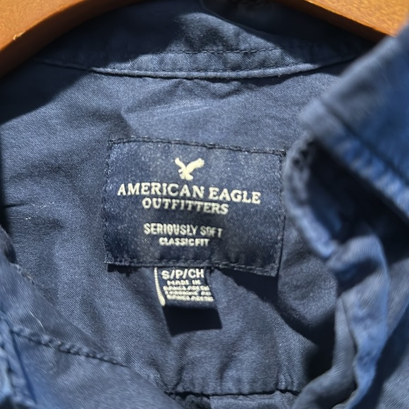 American Eagle Long Sleeve Pocket Button Down - Picture 3 of 4